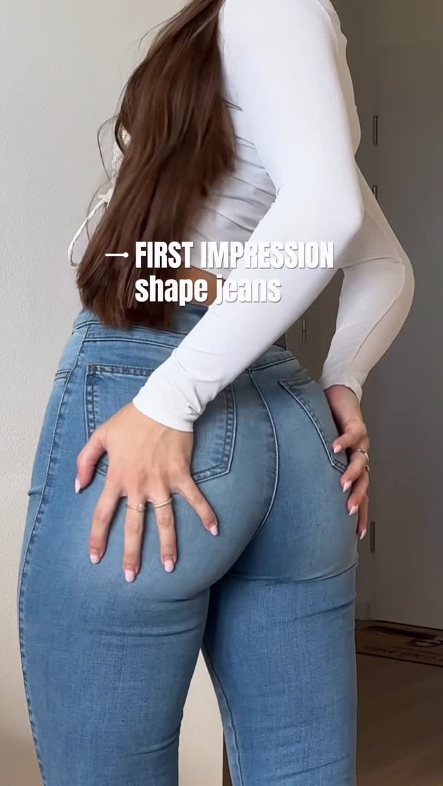 Petite nude leaked video