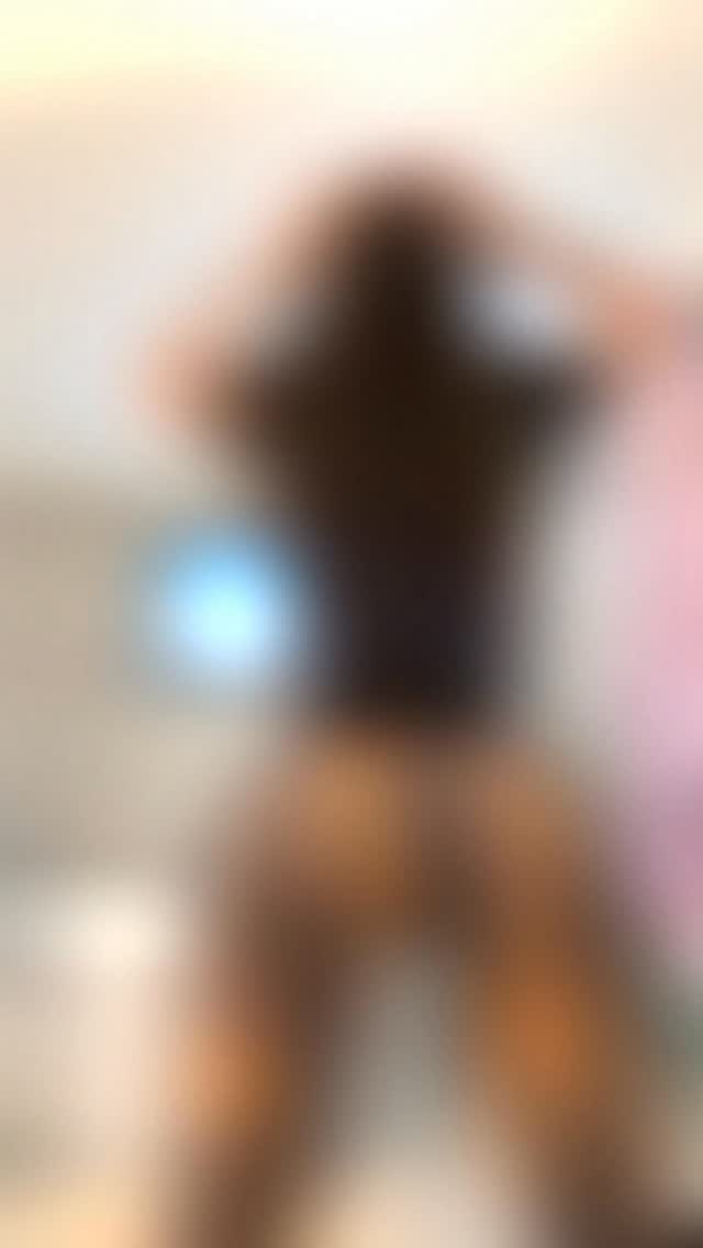 Natural Tits nude leaked video