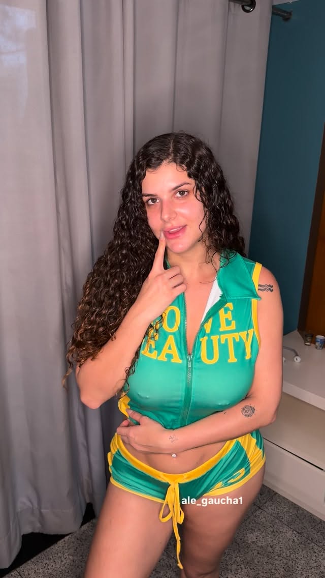 julia.lyn_ onlyfans nude video