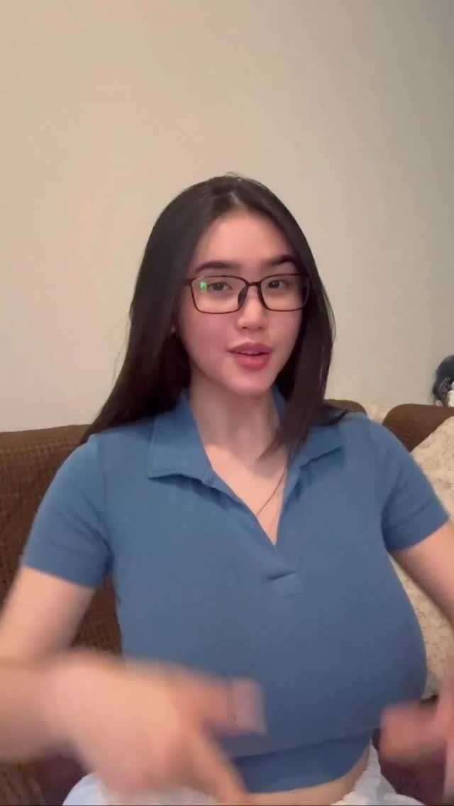 breckiehill onlyfans nude video