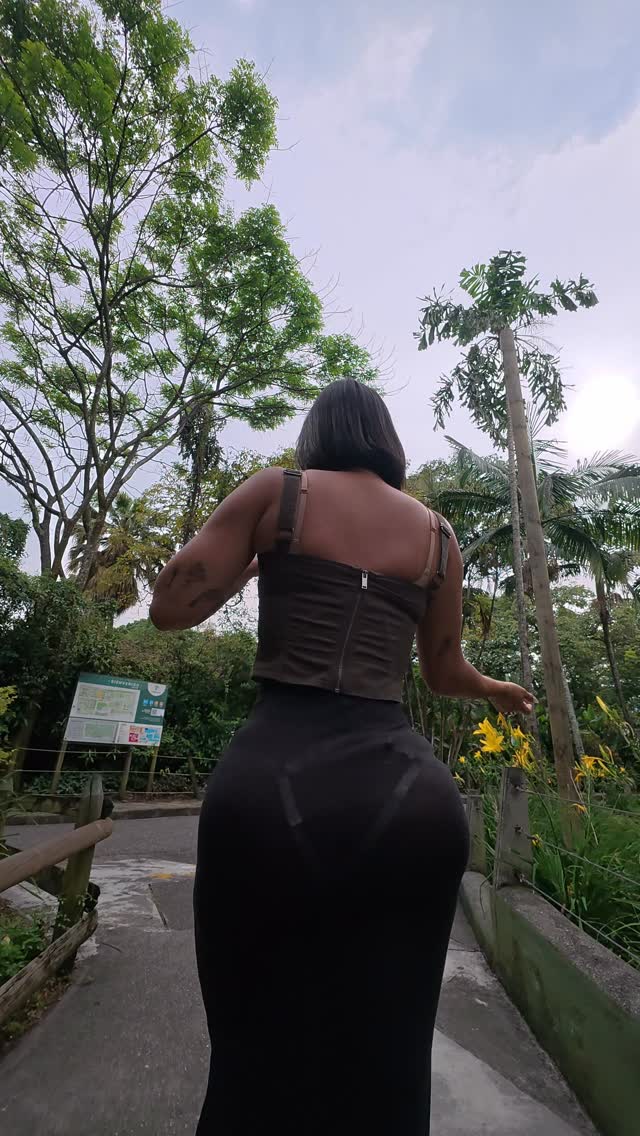 Petite nude leaked video
