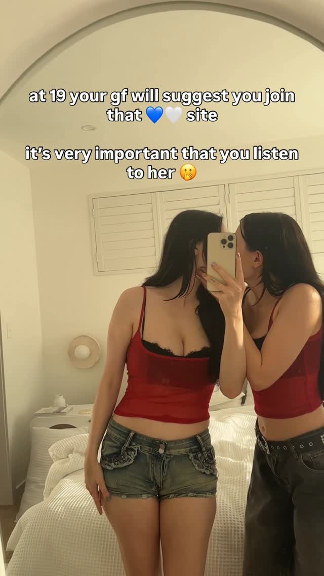 Brunette nude leaked video