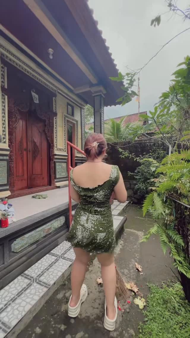 iamrolii onlyfans nude video