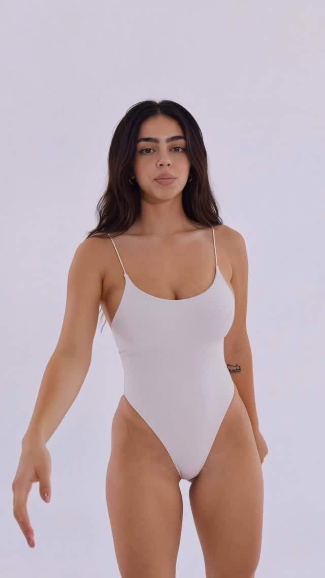 Teen 18+ nude leaked video