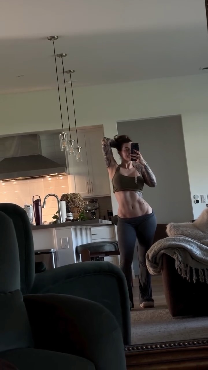 Ebony nude leaked video