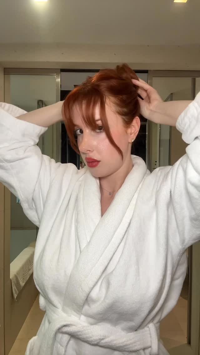 Curvy nude leaked video