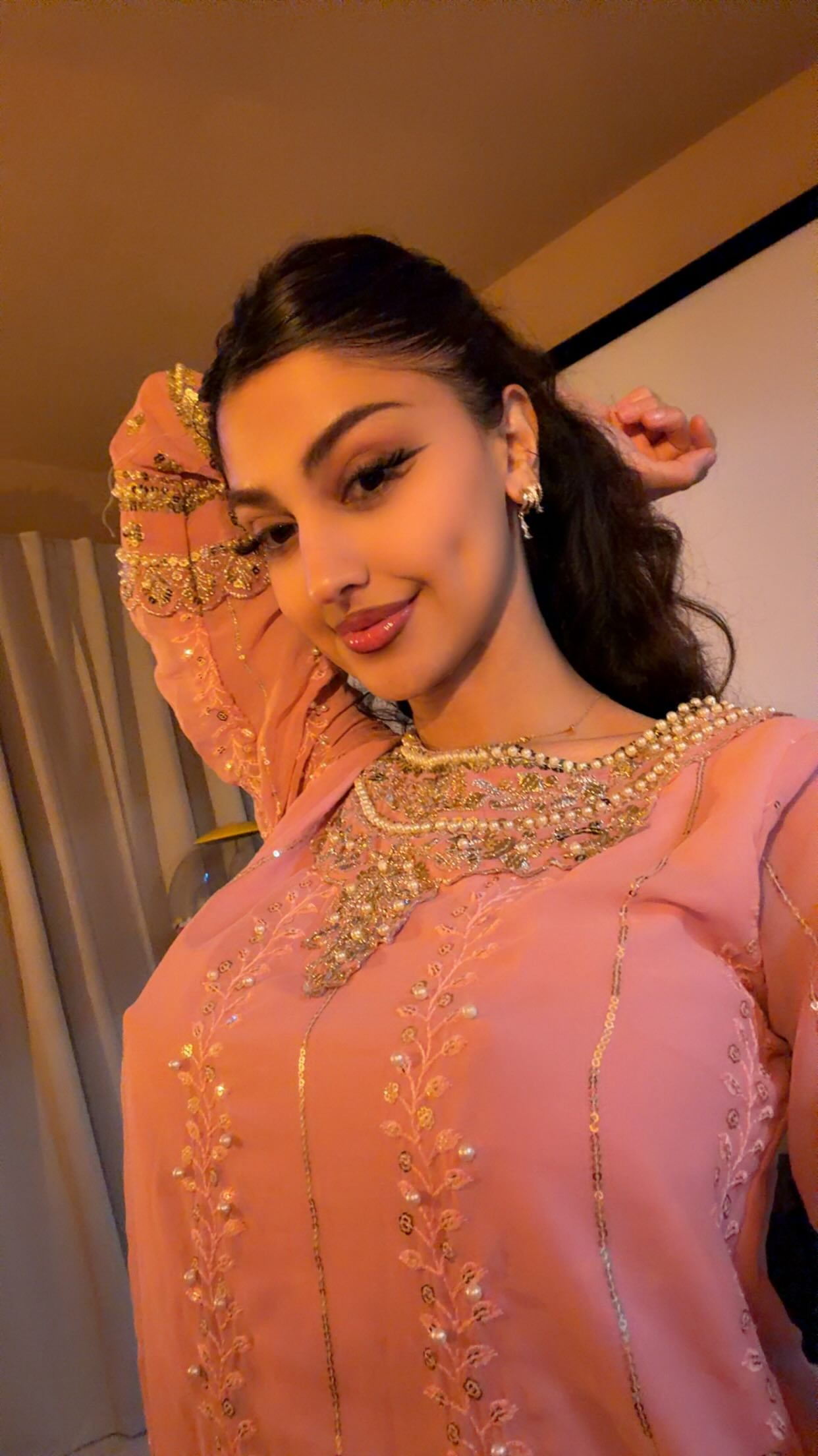 Natural Tits nude leaked video