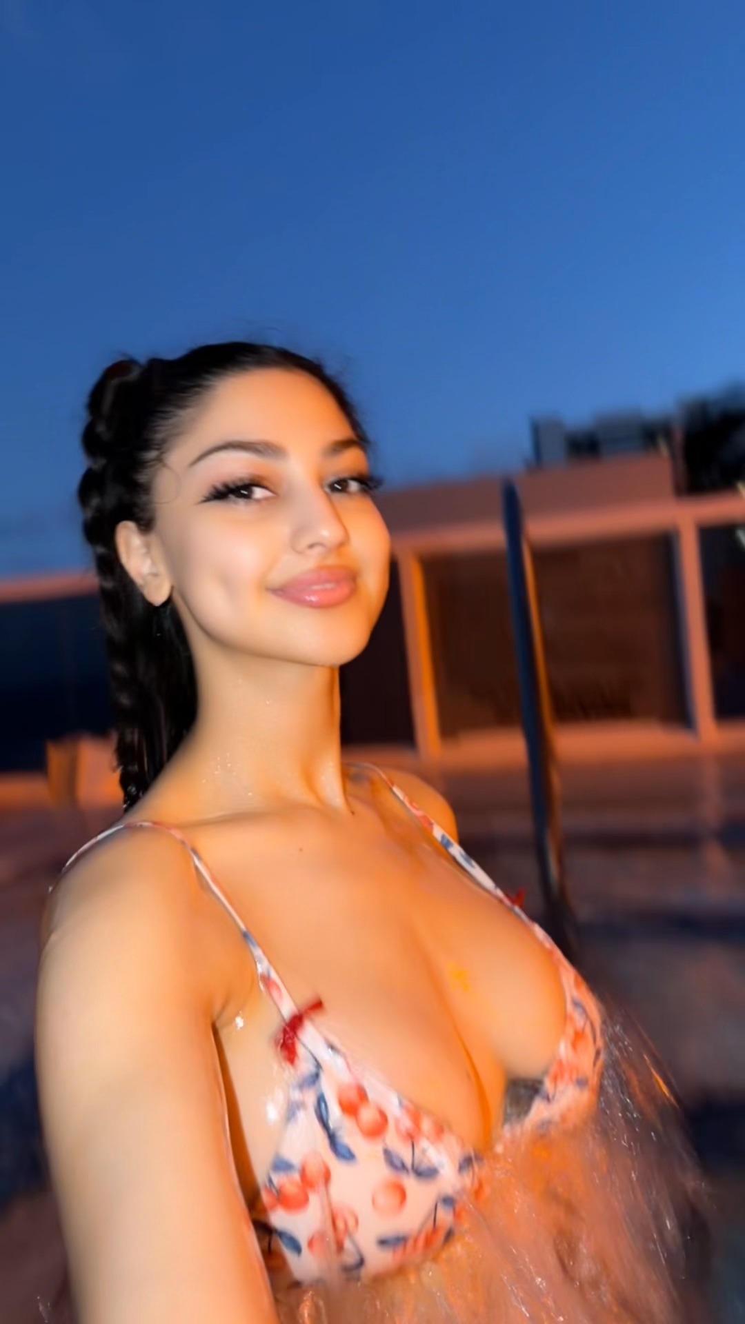 OnlyFans nude leaked video