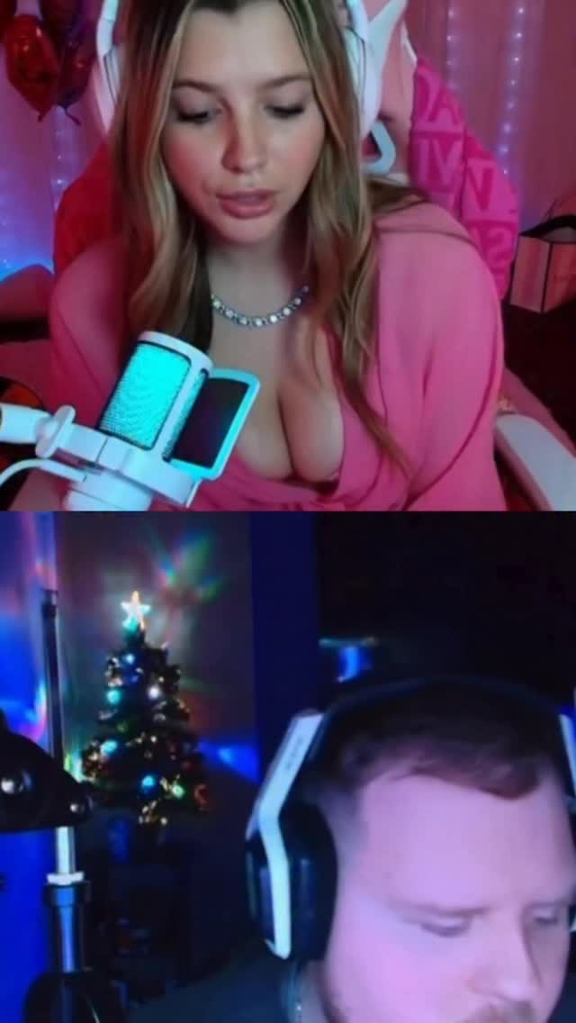 Teen 18+ nude leaked video