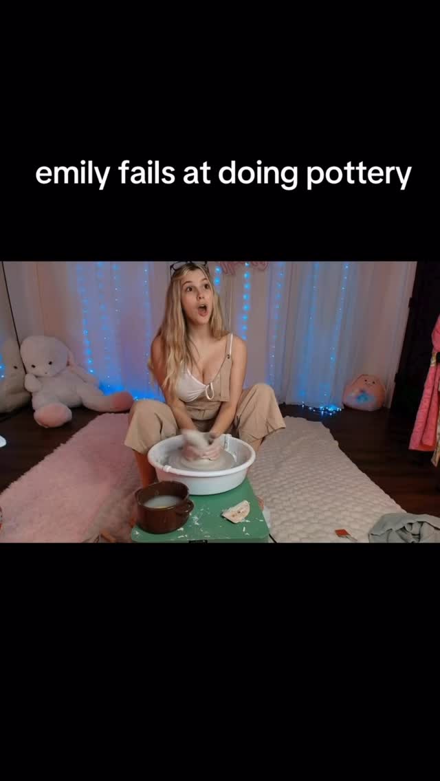 OnlyFans nude leaked video