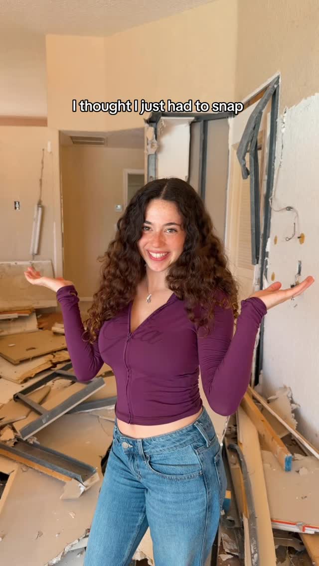 Brunette nude leaked video