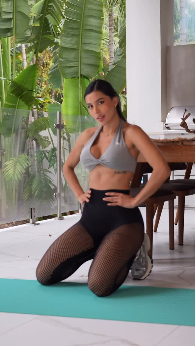 OnlyFans nude leaked video