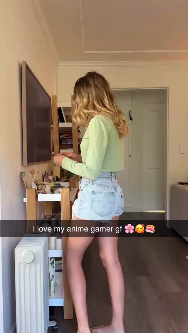 Cosplay nude leaked video