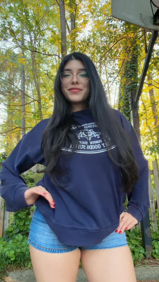 Petite nude leaked video