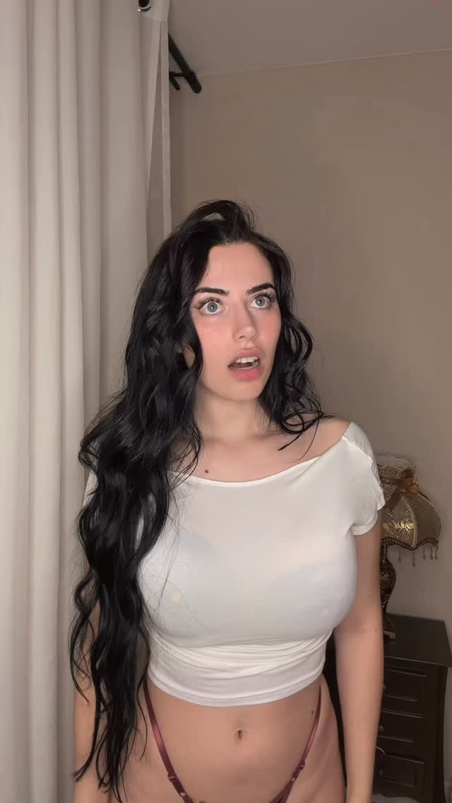 Redhead nude leaked video