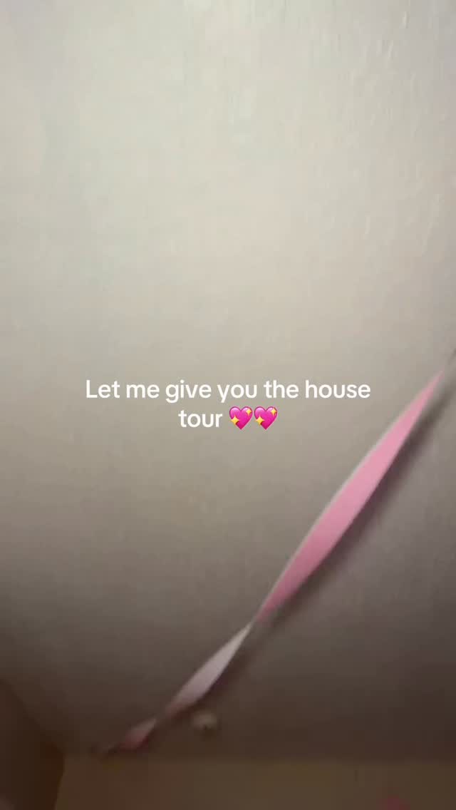 Brunette nude leaked video