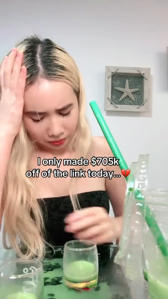 Curvy nude leaked video