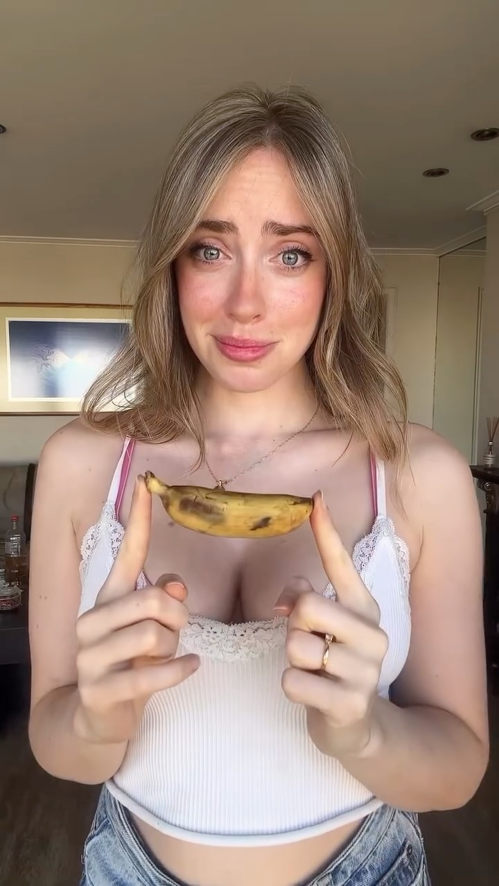 Petite nude leaked video