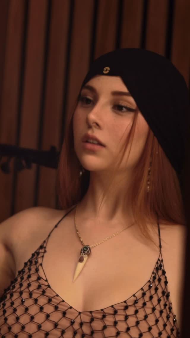Latina nude leaked video