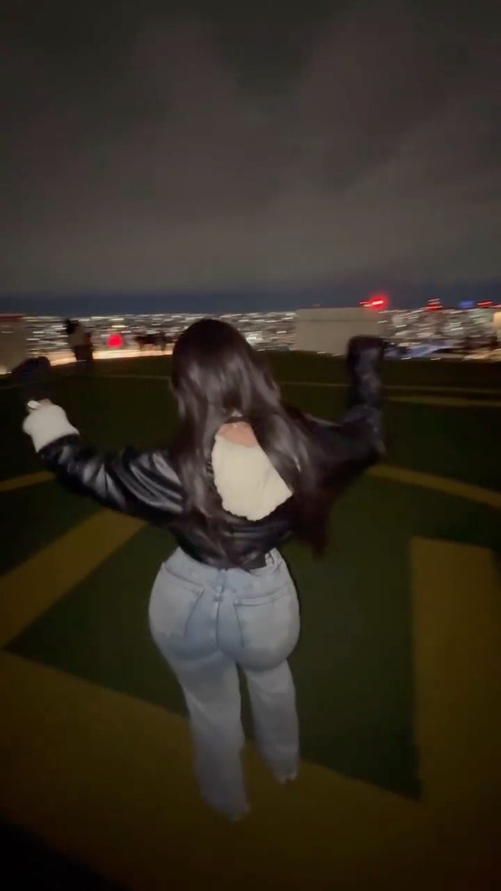 Petite nude leaked video