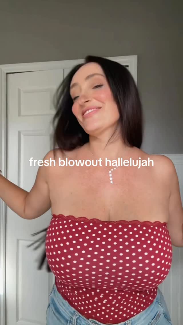Teen 18+ nude leaked video