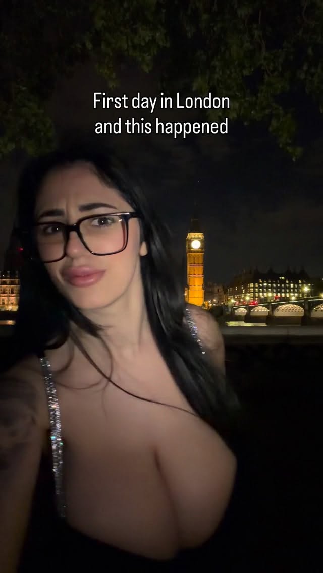 Petite nude leaked video