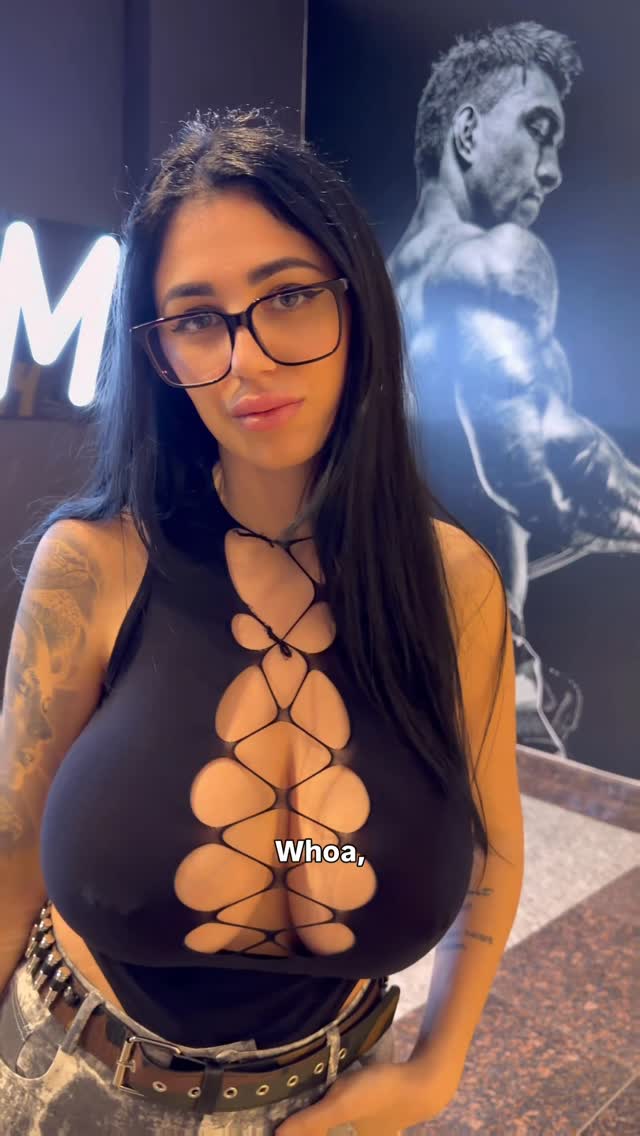 OnlyFans nude leaked video