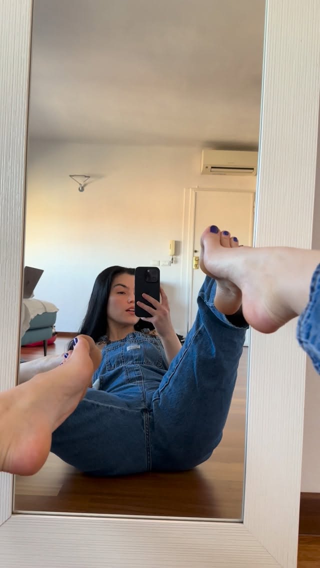 Ebony nude leaked video