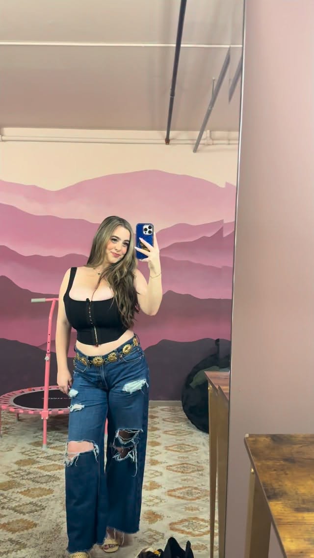 sunnyrayyxo onlyfans nude video