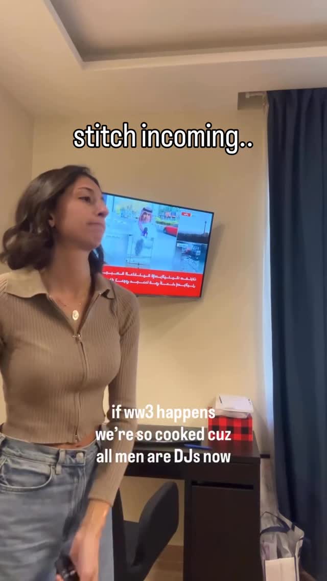 Curvy nude leaked video