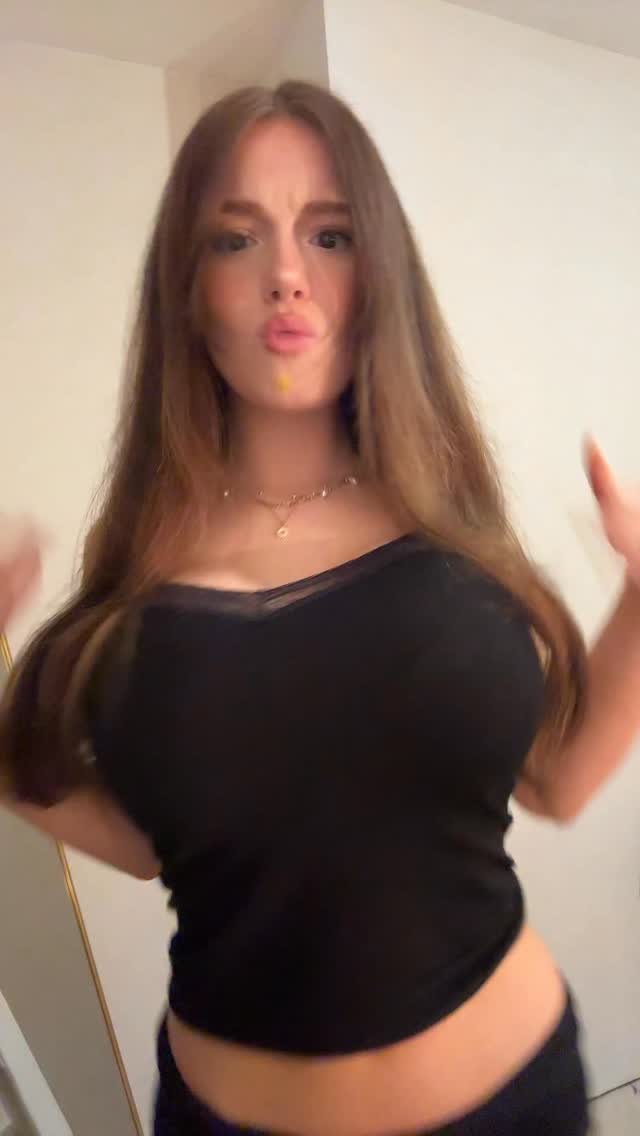 bruluccas onlyfans nude video