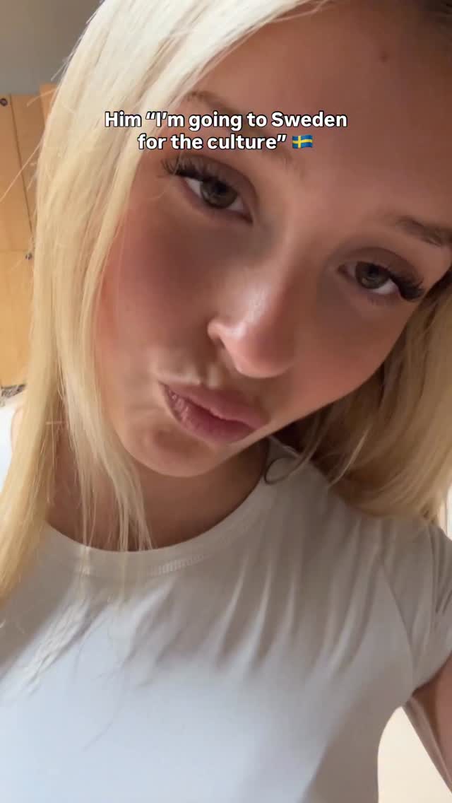 Natural Tits nude leaked video