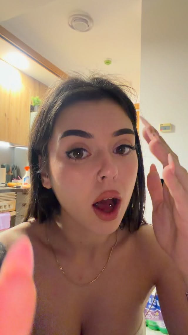 Teen 18+ nude leaked video