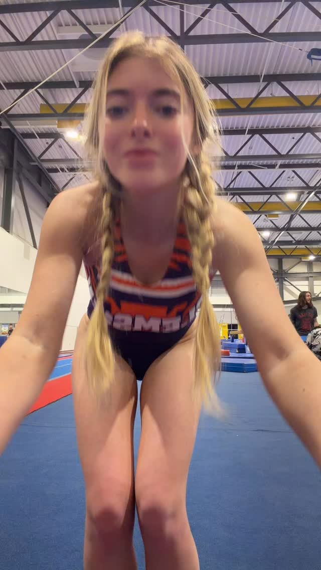 Natural Tits nude leaked video