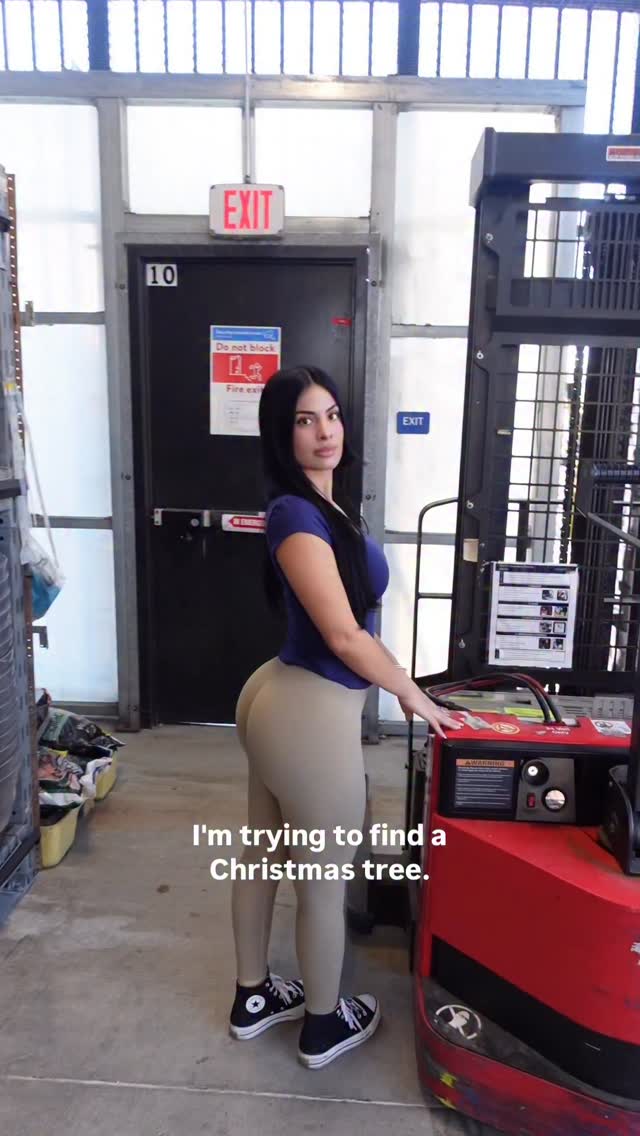 Latina nude leaked video