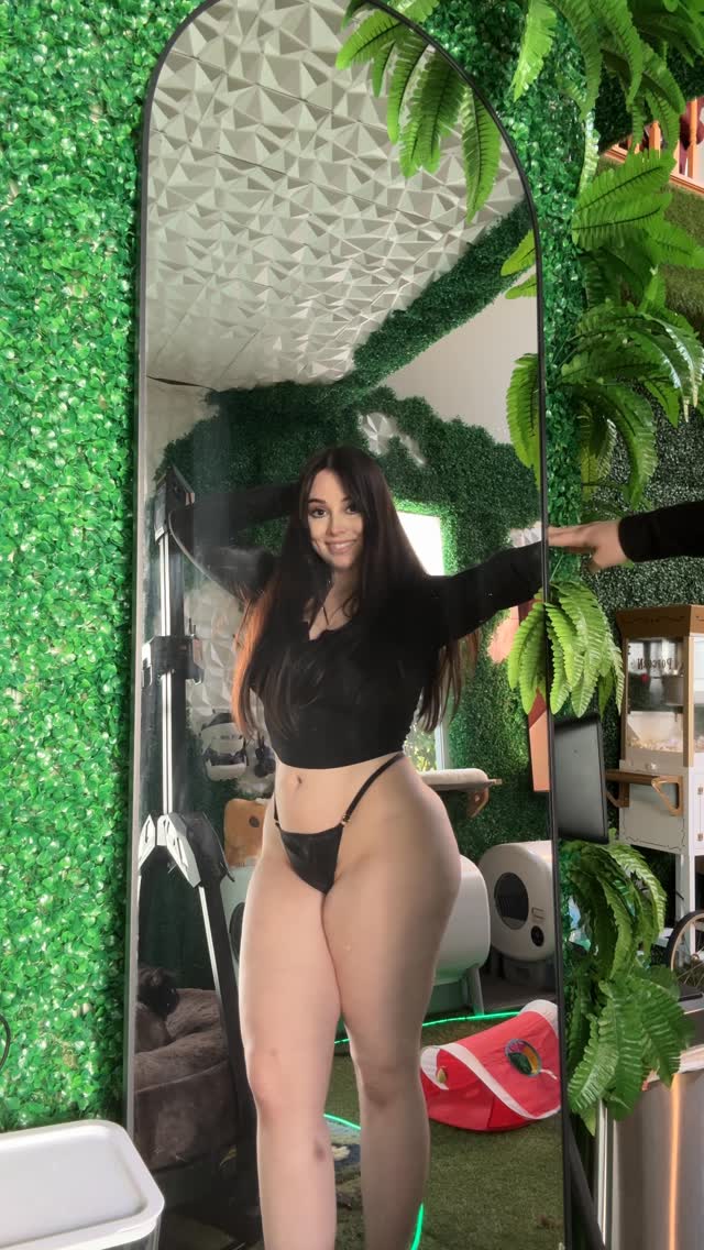MILF nude leaked video