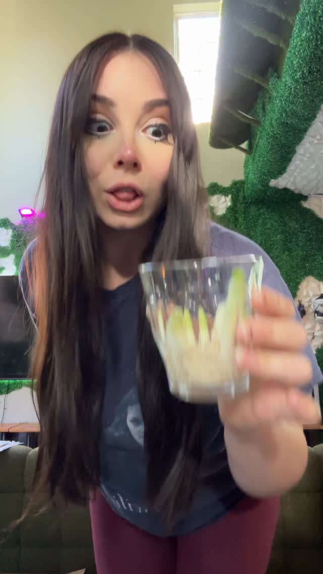 Curvy nude leaked video