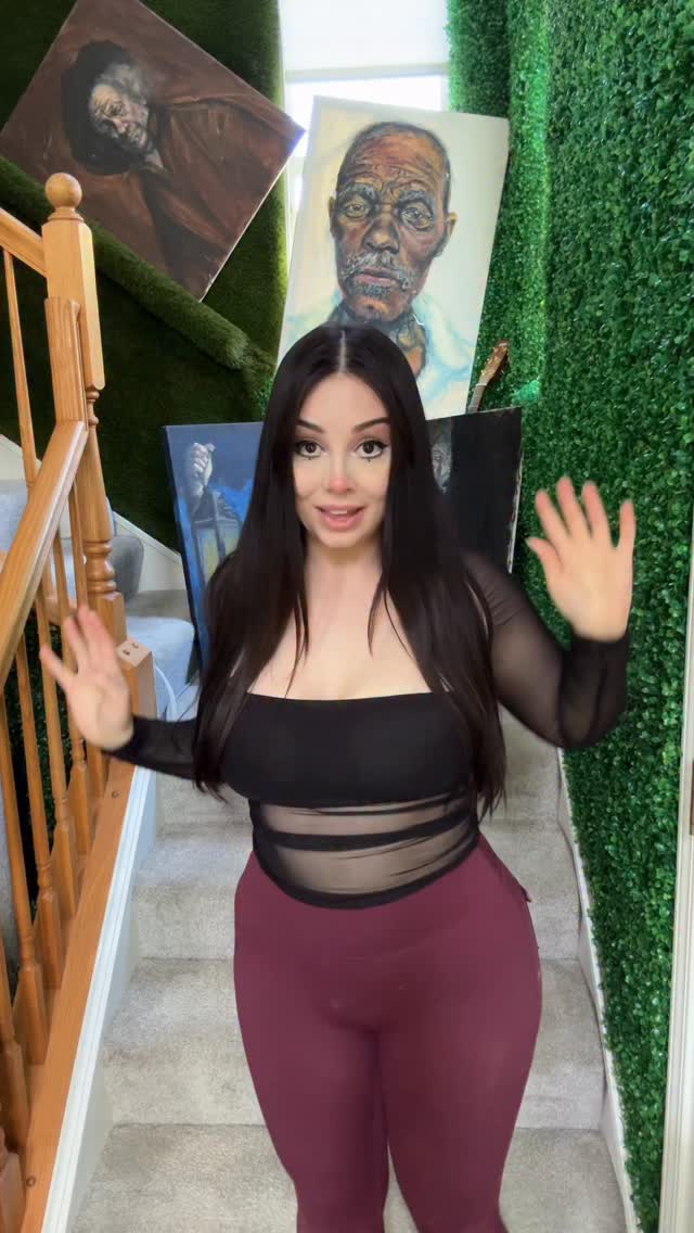 Natural Tits nude leaked video