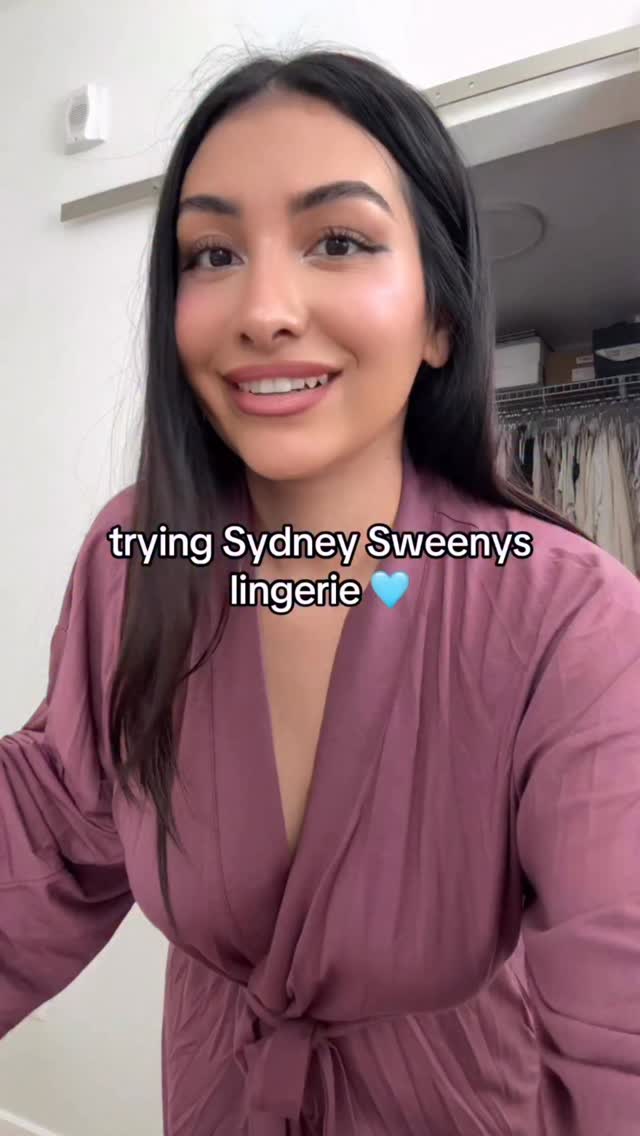 Asian nude leaked video