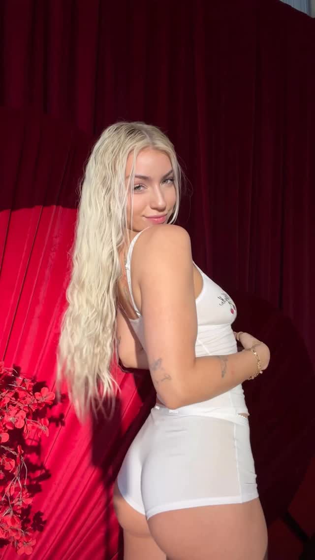 Blonde nude leaked video