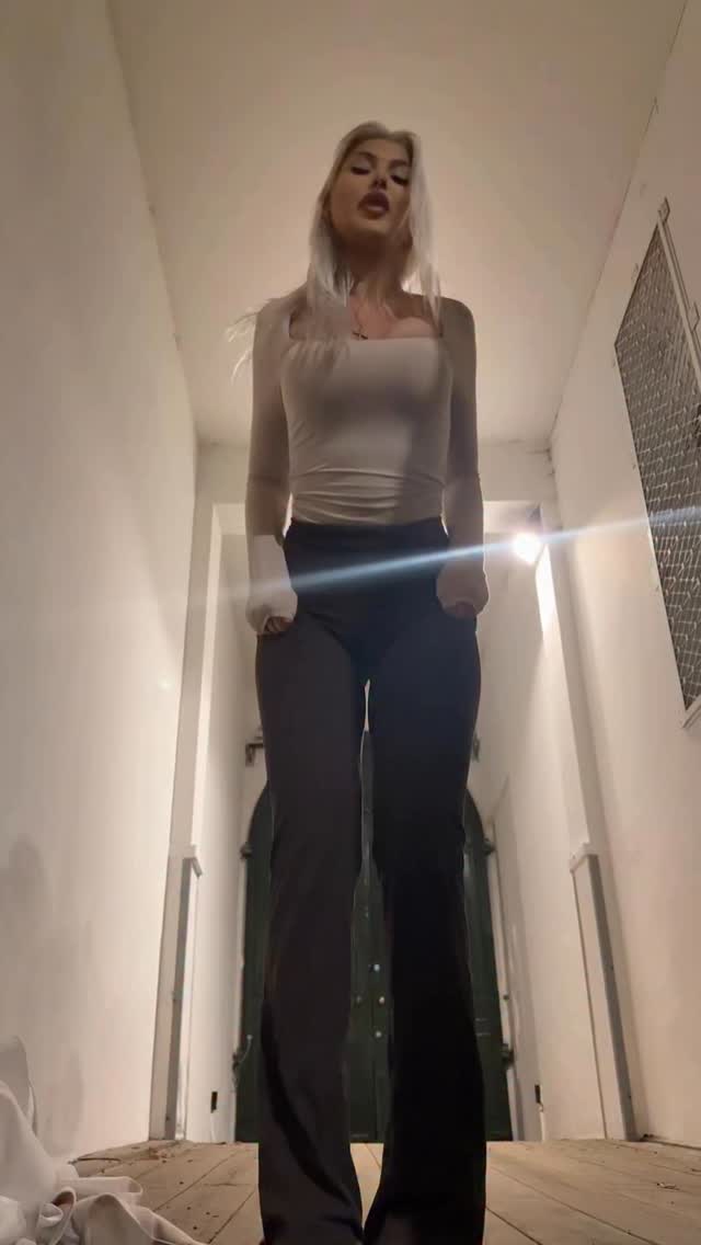 mamaplugsx sexy nude video