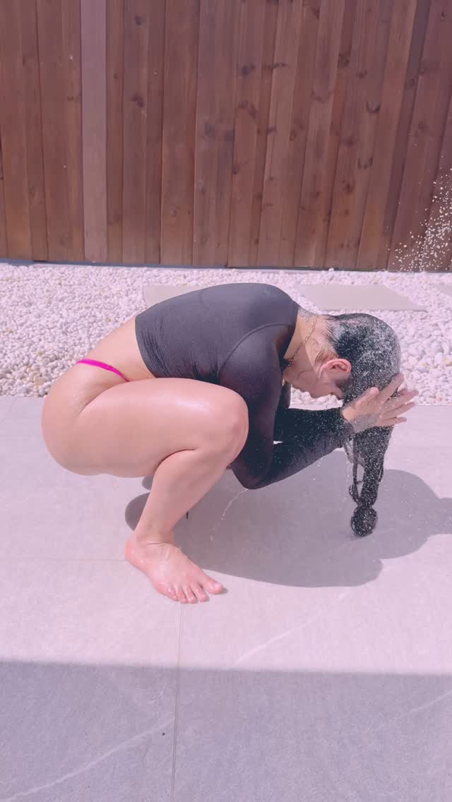 Asian nude leaked video